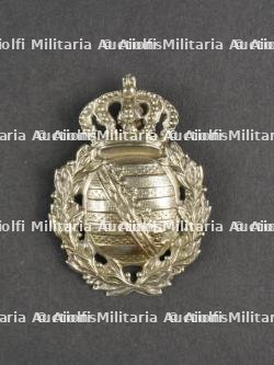 Lot de pièces détachées de casque à pointe et divers. Spiked helmet spare parts and small items. — photo 5