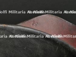 Saxe Casque à pointe troupe modèle 1895 d'un artilleur monté saxon. Saxonia - M1895 Field Artillery spiked helmet. — miniature 36