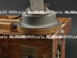 Téléphone de campagne allemand modèle 1916 type B. WW1 german field phone M1916 type B. — miniature 35
