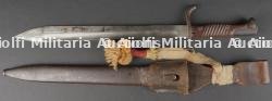 Baïonnette 98-05 avec gousset et Troddel. Ww1 german 98-05 bayonet with frog and knot.