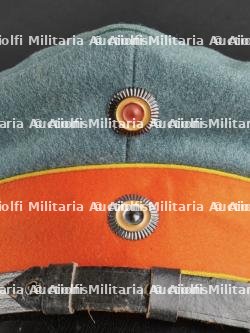 Prusse Casquette de sous officier Graugrün à bandeau rouge. Prussia light green NCO visor cap with red band. — photo 11