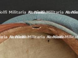 Prusse Casquette de sous officier Graugrün à bandeau rouge. Prussia light green NCO visor cap with red band. — miniature 18