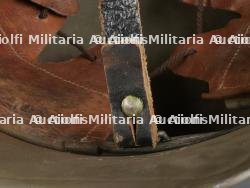 Casque allemand modèle 1918 à échancrures. WW1 german M1918 ear cut-out helmet. — photo 19