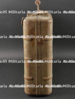 Caisse de grenade à manche. Handled grenade case. — miniature 12