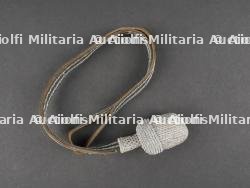 Dragonnes de sabre allemand. German saber straps. — miniature 3