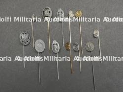 Epingles a cravate allemande. German tie pins.