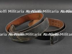 Cuirs de ceinturon. Belt leathers