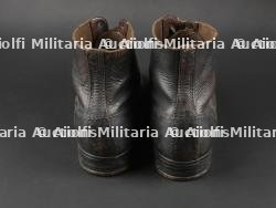 Brodequin allemand. German shoes. — miniature 6