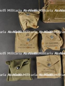 Caisse de calibre 30 et kit anti gaz US. — miniature 2