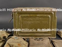 Caisse de calibre 30 et kit anti gaz US. — miniature 5