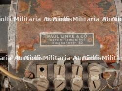 Alimentation radio de char et véhicule de commandement allemand — miniature 3