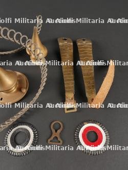Lot de pièces détachées de casque à pointe et divers — photo 3