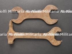 Lot casque et équipements allemands ww1 — miniature 2