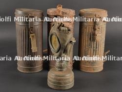 Lot de masque et boîtiers allemands — miniature 1