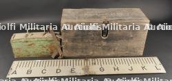 Caisse allemande avec lot artillerie et MG — miniature 1
