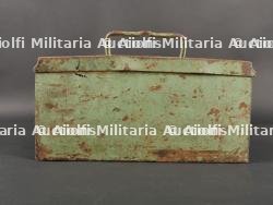 Caisse allemande avec lot artillerie et MG — photo 16