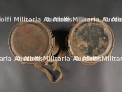 Lot de 2 boîtiers de masque anti gaz allemands — miniature 6