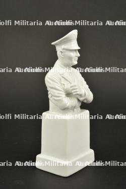 Buste d officier allemand. German officer s bust. — miniature 2