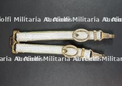 Belieres de dague d officier superieur. Brackets for a superior officer s dagger. — photo 1