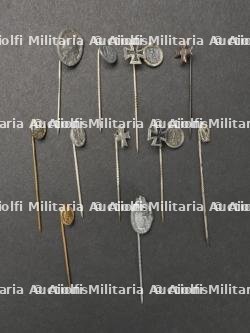 Epingles a cravate allemande. German tie pins.