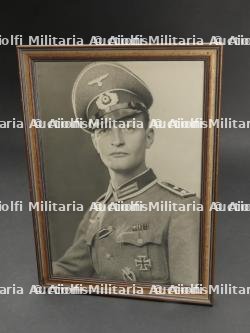 Portrait d un sous-officier allemand. Portrait of a German NCO.