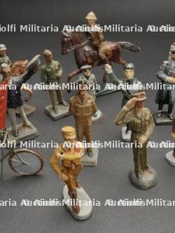 Soldats et personnalites. Soldiers and personalities. — miniature 3