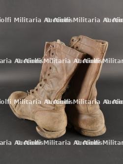 Paire de bottes parachutistes US — miniature 2