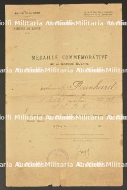 Ensemble de l'infirmière Reinhard — miniature 2