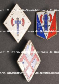 Ensemble d'insignes Etat Français — miniature 1