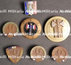 Ensemble d'insignes Etat Français — photo 1