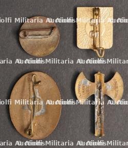 Ensemble d'insignes Etat Français — miniature 2