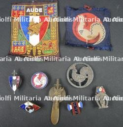Ensemble d'insignes Etat Français