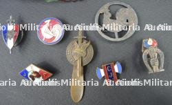 Ensemble d'insignes Etat Français — photo 2