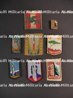 Ensemble d'insignes CJF — miniature 1
