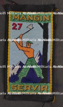 Ensemble d'insignes CJF — miniature 2