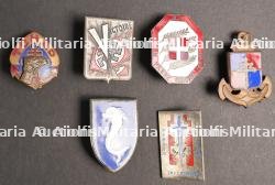 Ensemble d'insignes — photo 5