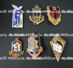 Ensemble insignes Indochine — photo 1