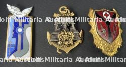 Ensemble insignes Indochine — miniature 2