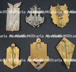 Ensemble insignes Indochine — photo 4