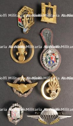 Ensemble d'insignes divers — photo 5