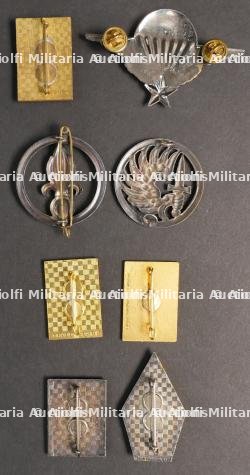 Ensemble d'insignes divers — miniature 6