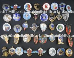 Ensemble d'insignes TAP — photo 1