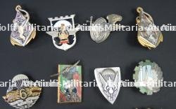 Ensemble d'insignes TAP — miniature 2