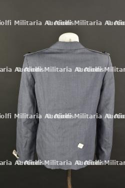 Uniformes d'auxiliaire féminin. — miniature 9
