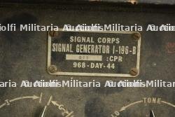 Signal Generator 1-196-B. — miniature 2