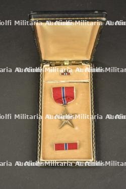 Bronze Star Medal.