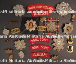 Insignes Royal Scots.