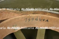 Casque de parachutiste belge.