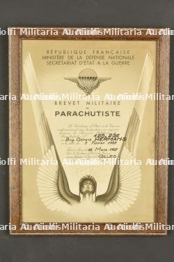 Diplôme du brevet parachutiste. — photo 1