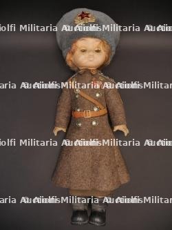 Poupée à l'effigie d'un soldat russe. — photo 1